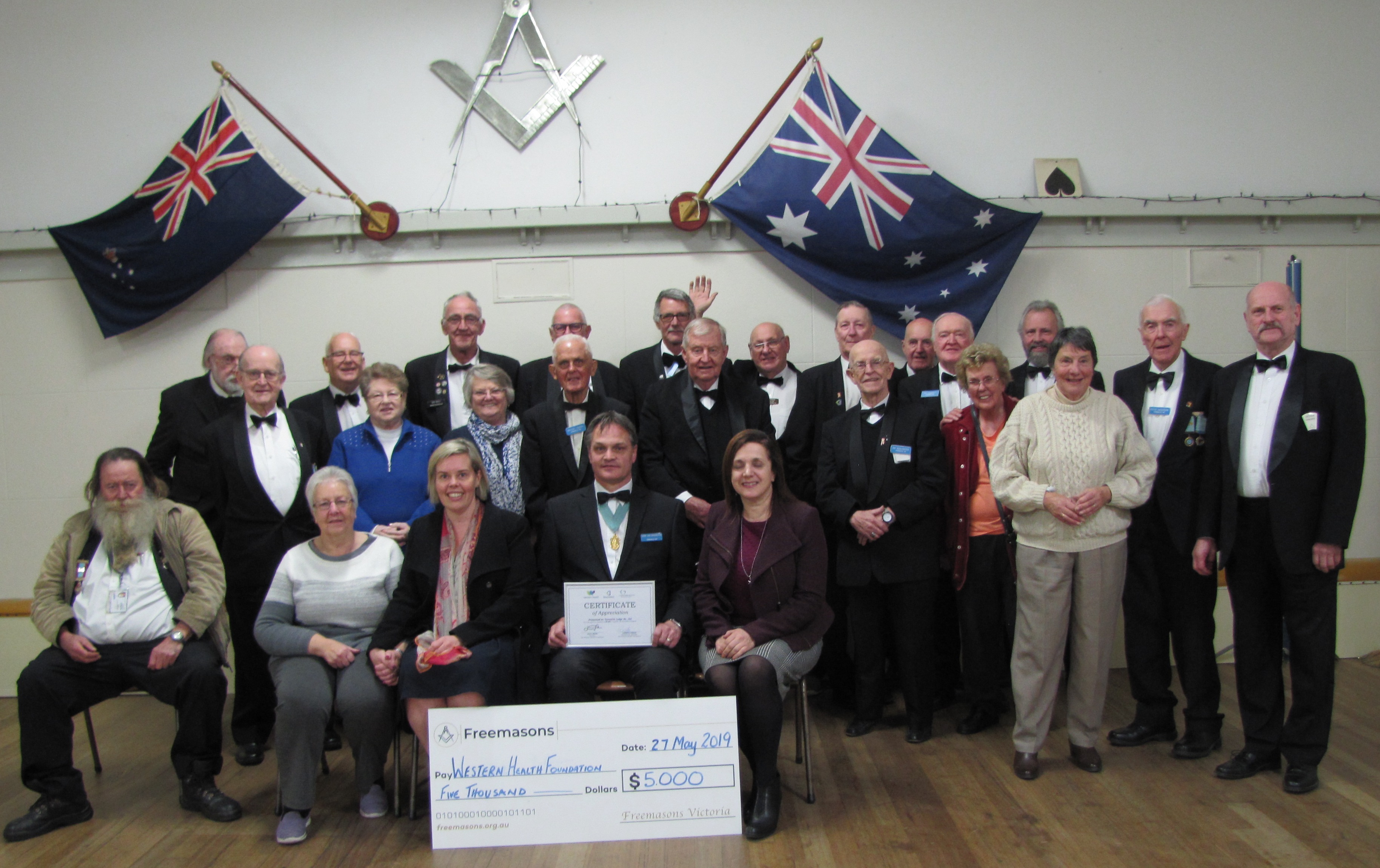 Cheque Presentation - Yarraville Lodge.JPG